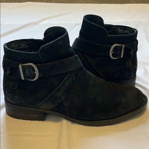 Women’s Born Trinculo Ankle Boots